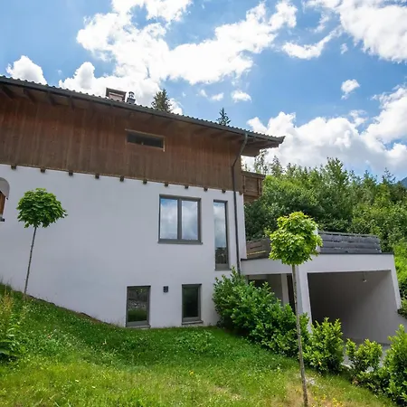 Villa In Niederau